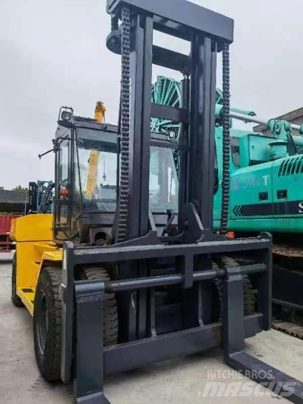 Komatsu FD 160 Stivuitor diesel