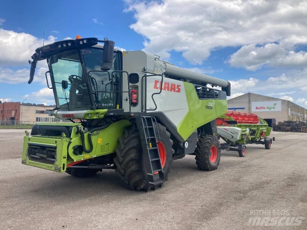 CLAAS Trion 730 Combine de secerat