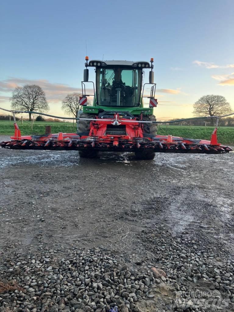 Fendt Katana 85 Forajere cu autopropulsare