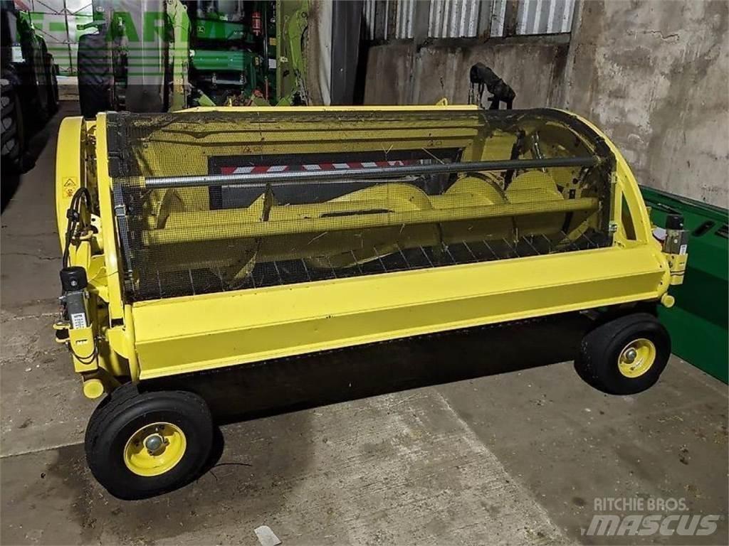 John Deere 8600i Forajere cu autopropulsare