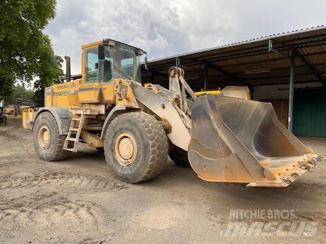 Volvo L 150 Incarcator pe pneuri
