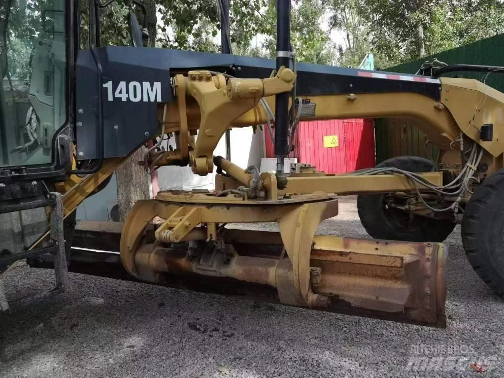 CAT 140 M Gredere