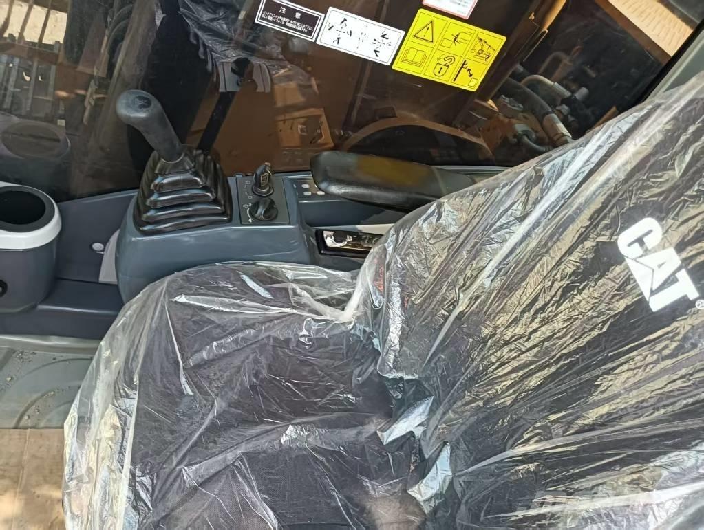 CAT 330 D2L Excavatoare pe șenile
