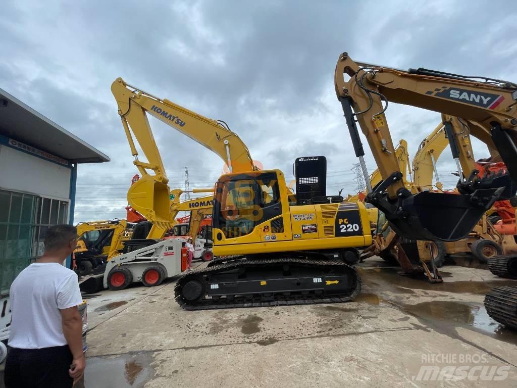 Komatsu PC 200-8 Excavatoare pe șenile

