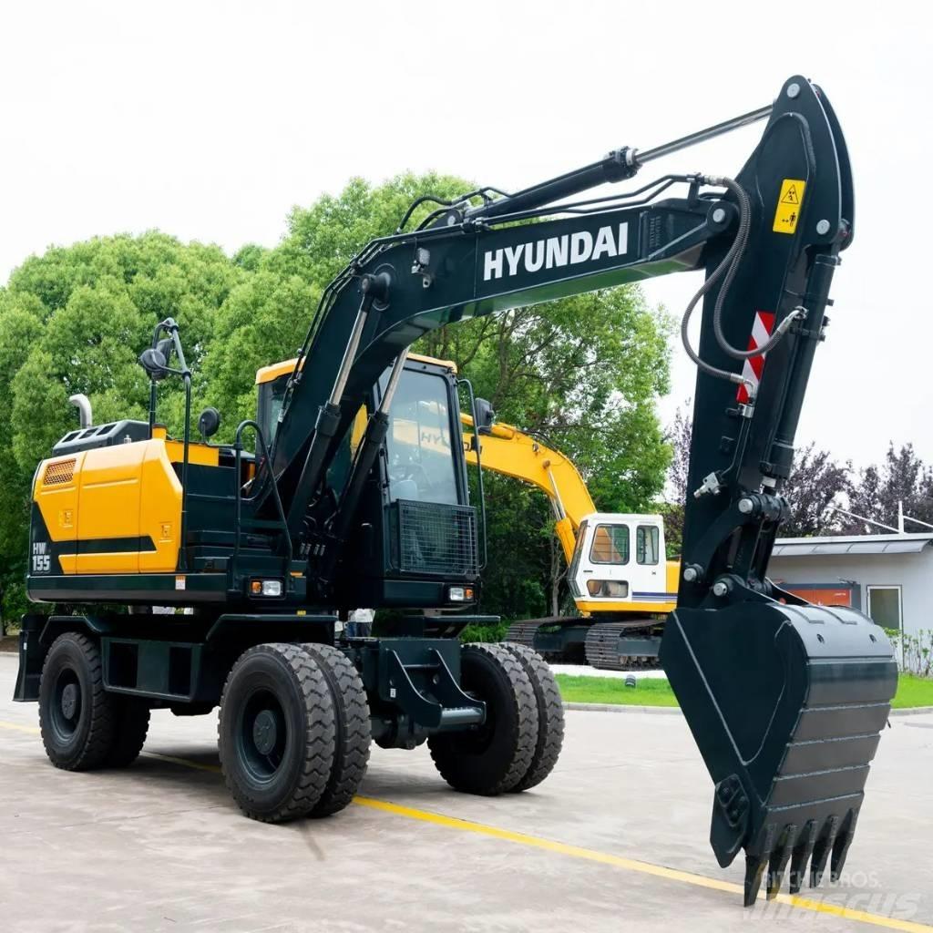 Hyundai HW155 Excavatoare cu roti