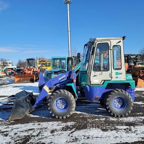 Komatsu WA30-5E0 Incarcator pe pneuri