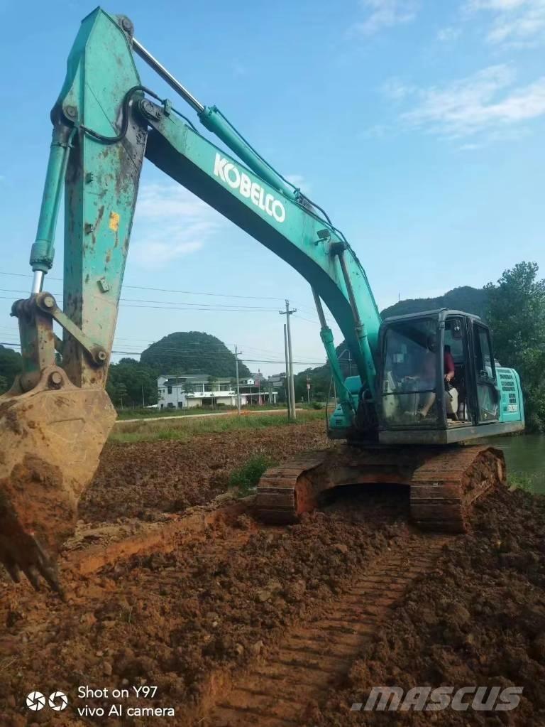 Kobelco SK200-10 Excavatoare pe șenile

