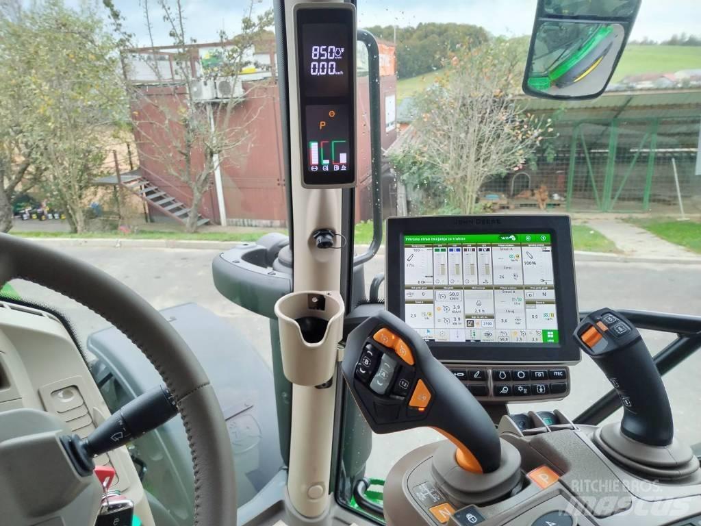 John Deere 6R 130 Tractoare