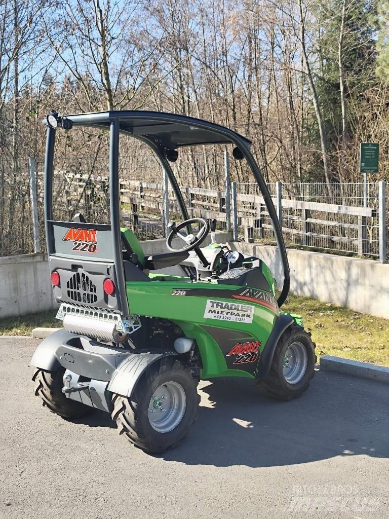 Avant 220 Incarcatoare multifunctionale