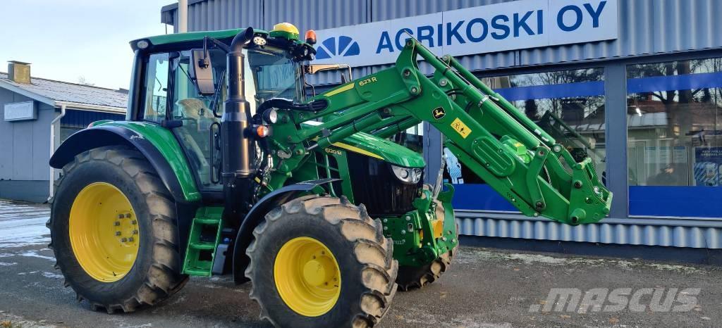 John Deere 6120 M Tractoare