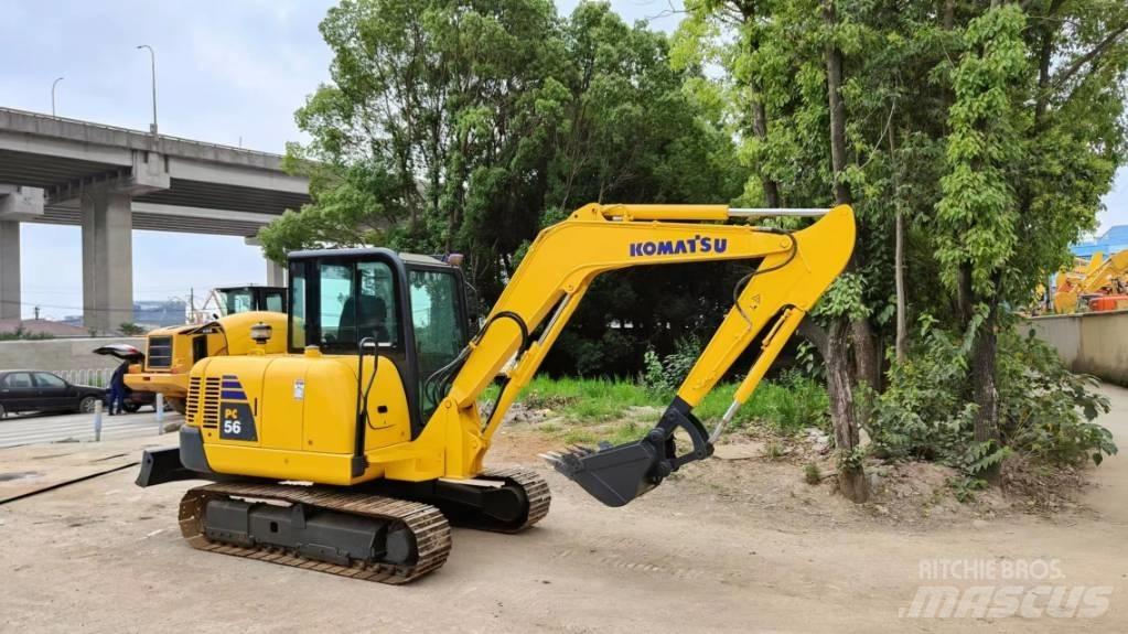 Komatsu pc56 Excavatoare pe șenile
