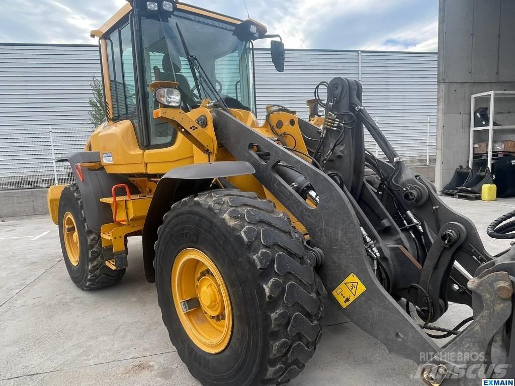 Volvo L 70 H Incarcator pe pneuri