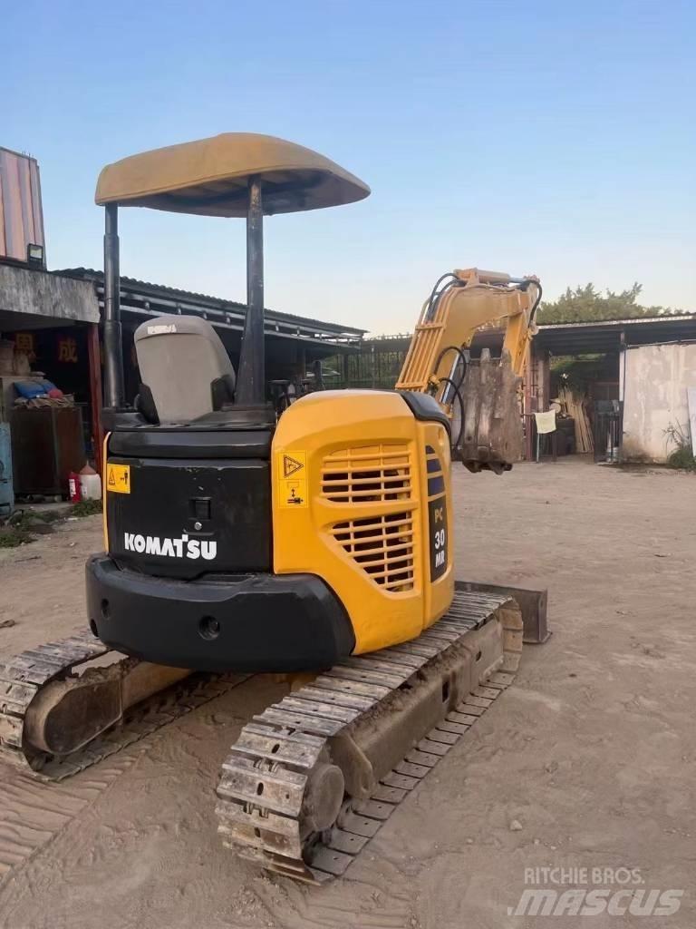 Komatsu PC30 MR Mini excavatoare < 7t
