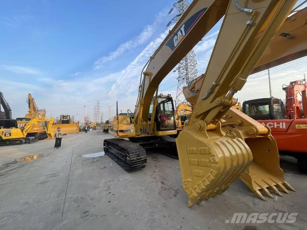 CAT 320 B Excavatoare pe șenile
