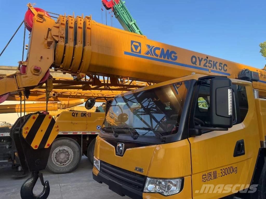 XCMG QY25KC Macara pentru orice teren