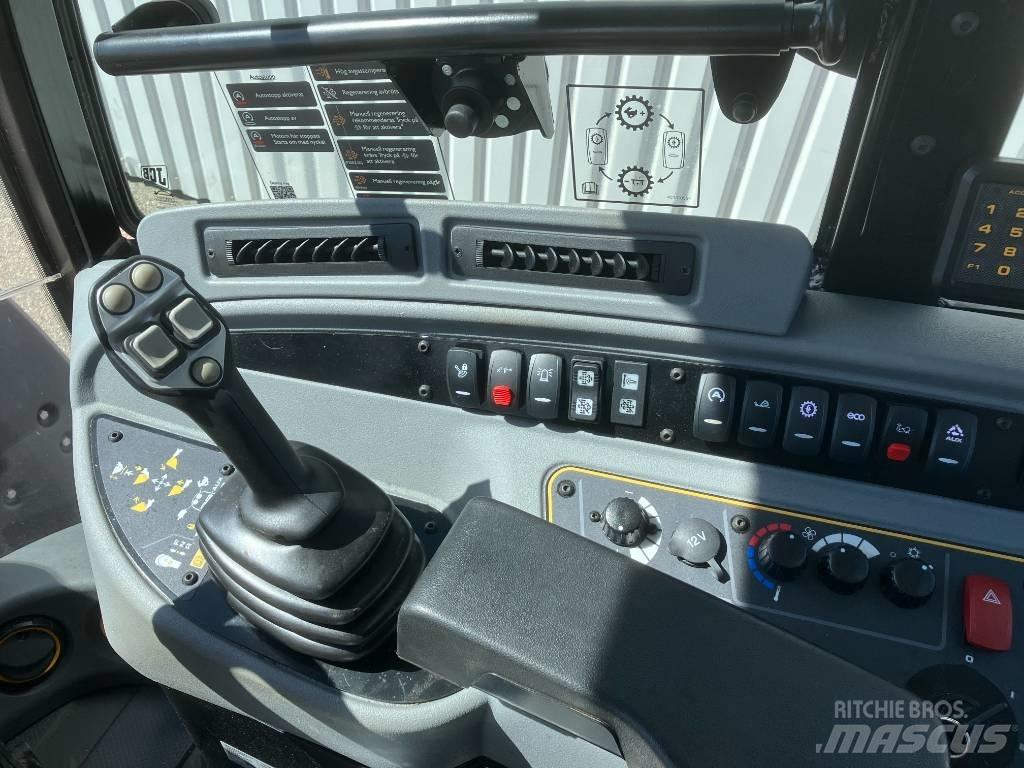 JCB 409 Incarcator pe pneuri