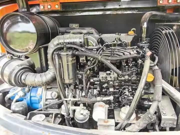 Doosan DX 60 Excavatoare pe șenile
