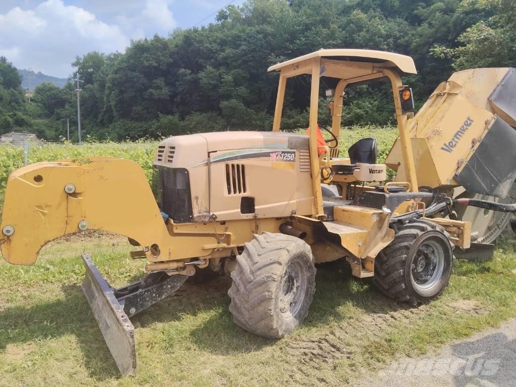 Vermeer RTX1250 Excavatoare de santuri