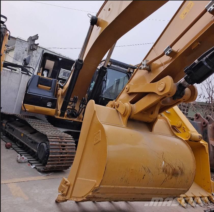 CAT 330 GC Excavatoare pe șenile
