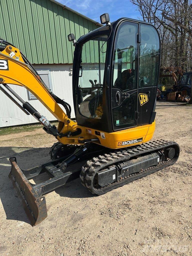 JCB 8025 ZTSL Mini excavatoare < 7t