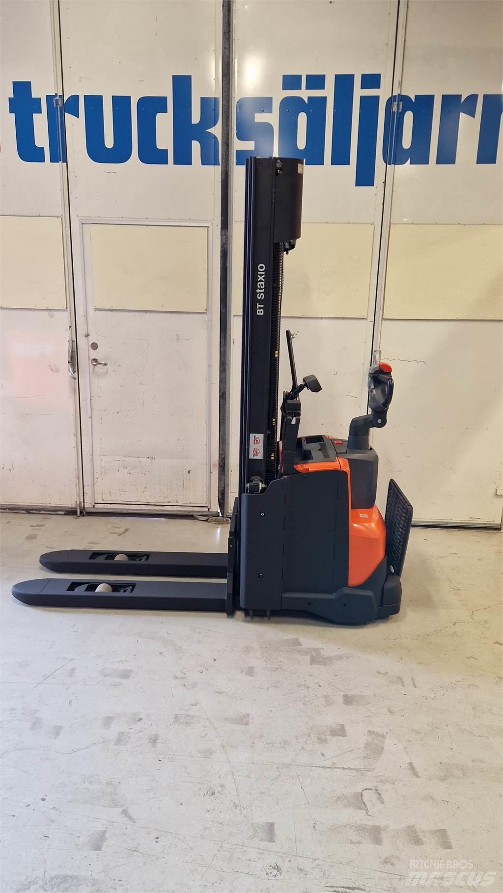 Toyota SWE140L Transpaleta manuala