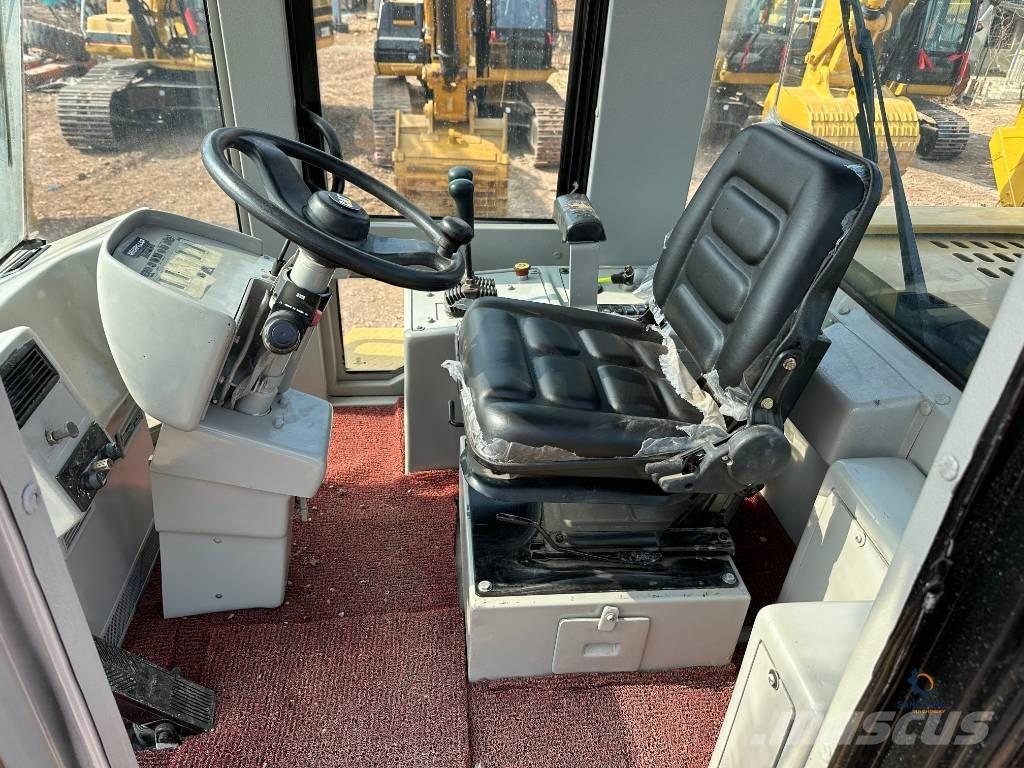 CAT 950 G Incarcator pe pneuri