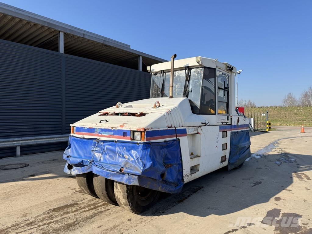 CAT PS-300B Cilindri compactori cu roti