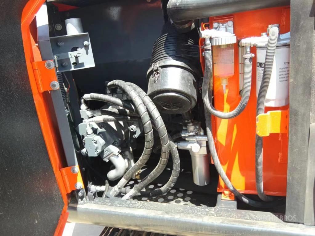 Hitachi ZX 70 Excavatoare pe șenile
