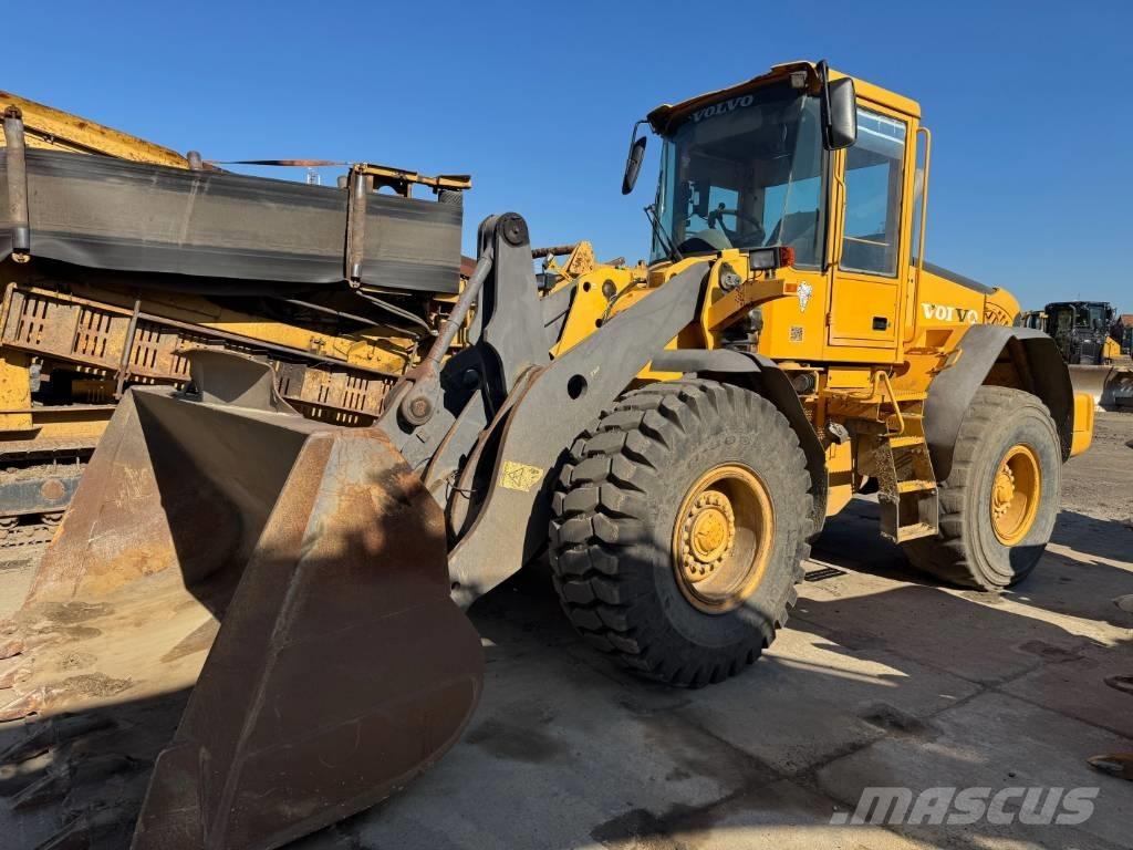 Volvo L 90 E +Mérleg Incarcator pe pneuri