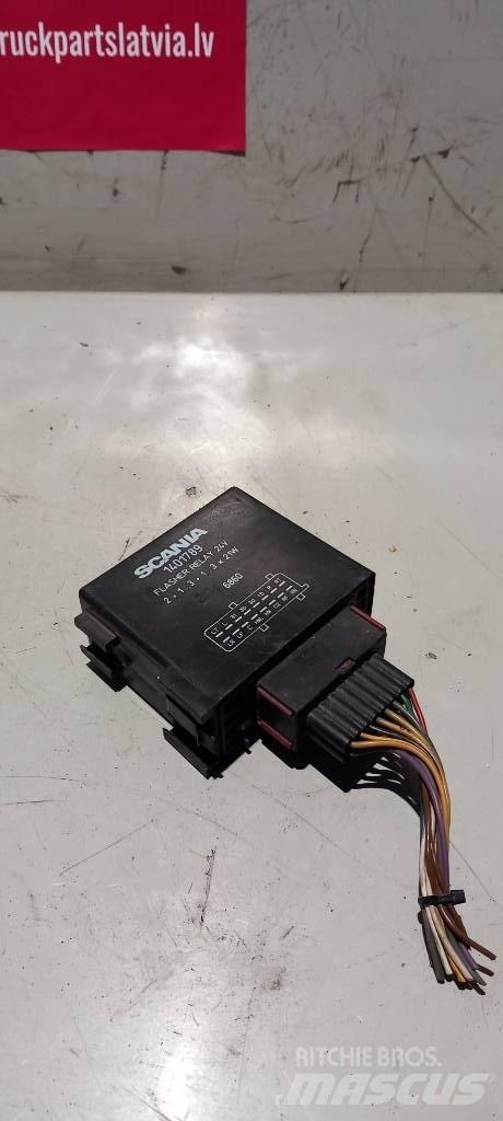 Scania 124. 1401789 Electronice