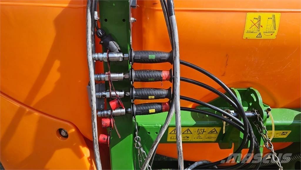 Amazone UF 901 Tractoare agricole sprayers