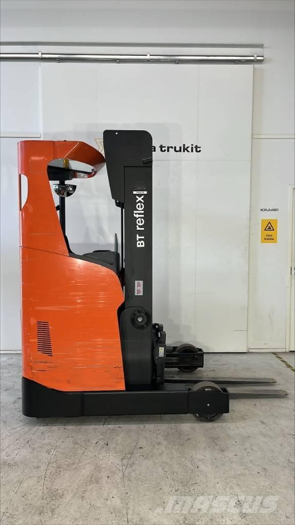 BT RR E 140 H Stivuitor cu catarg retractabil