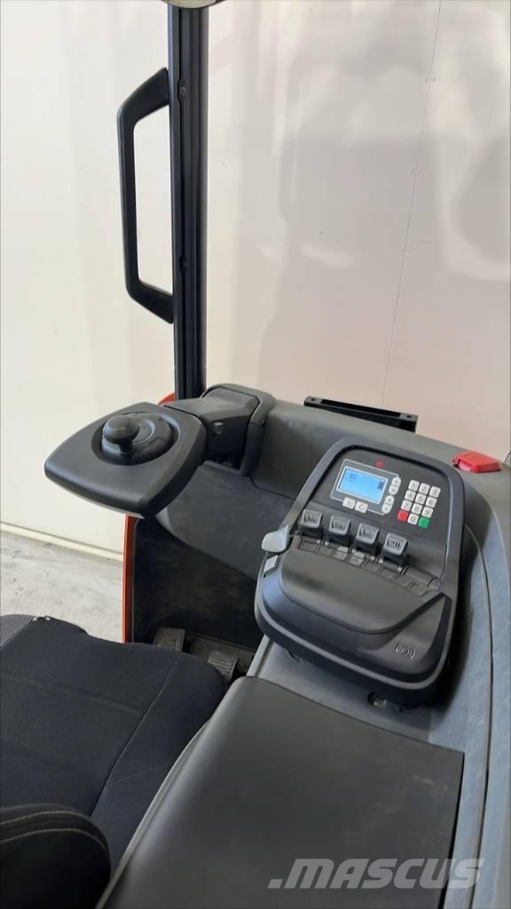 BT RR E 140 H Stivuitor cu catarg retractabil