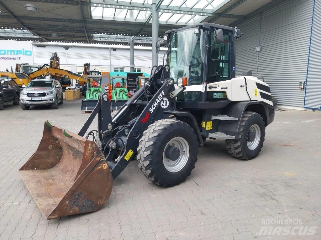 Schaeff TL 100 Incarcator pe pneuri