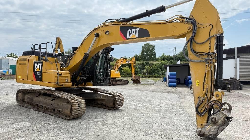 CAT 326 FLN Excavatoare pe șenile
