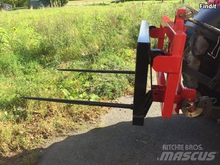 Valtra Paalipiikki Alte masini si accesorii de insamantare