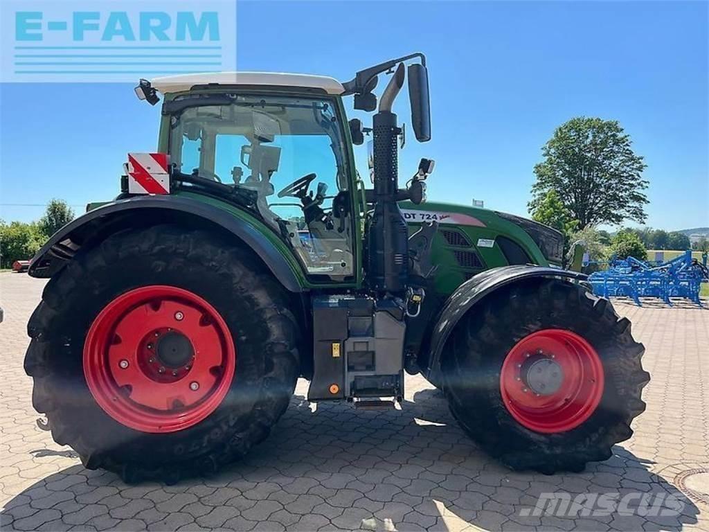 Fendt 724 vario s4 Tractoare