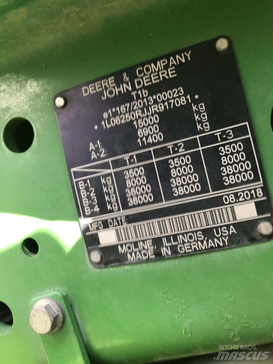 John Deere 6250R Tractoare