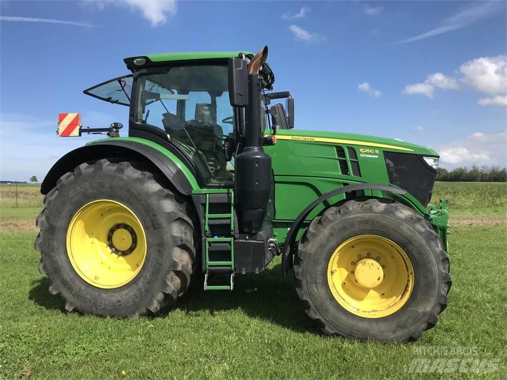 John Deere 6250R Tractoare