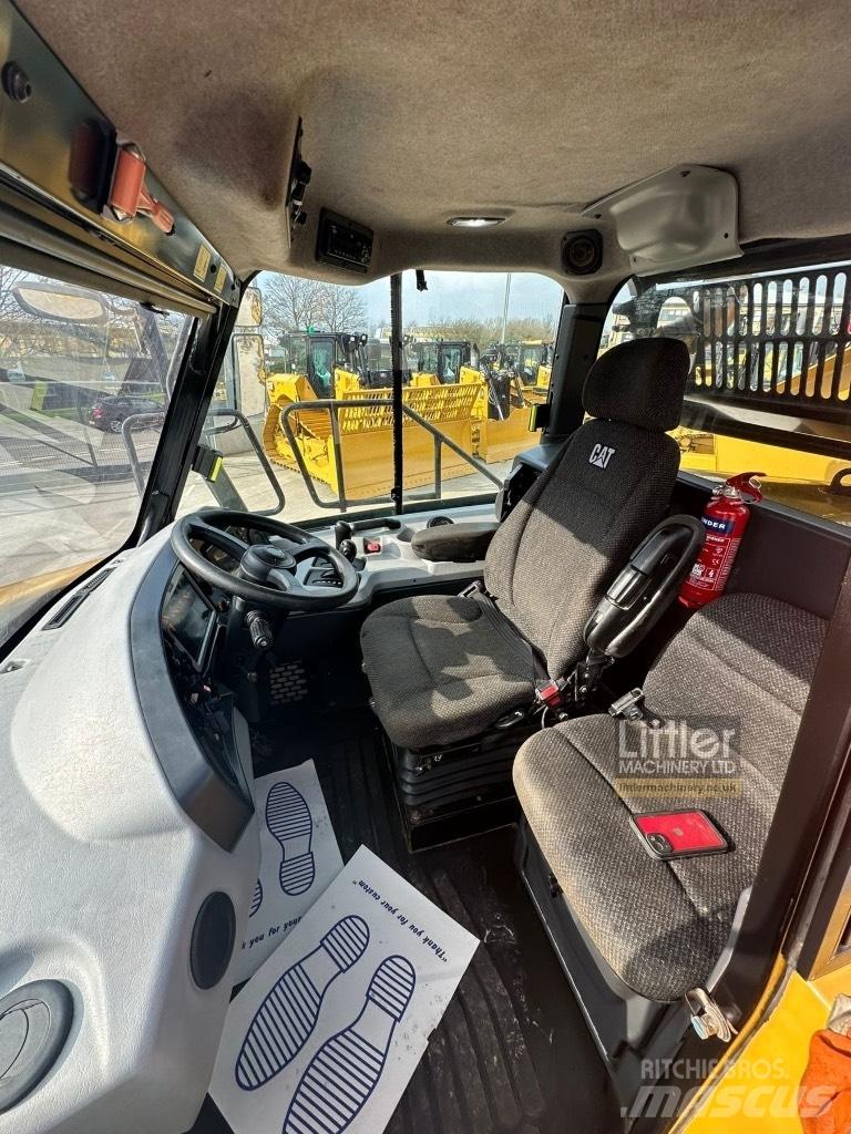 CAT 725C2 Transportoare articulate