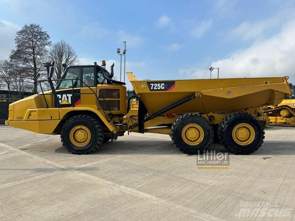 CAT 725C2 Transportoare articulate