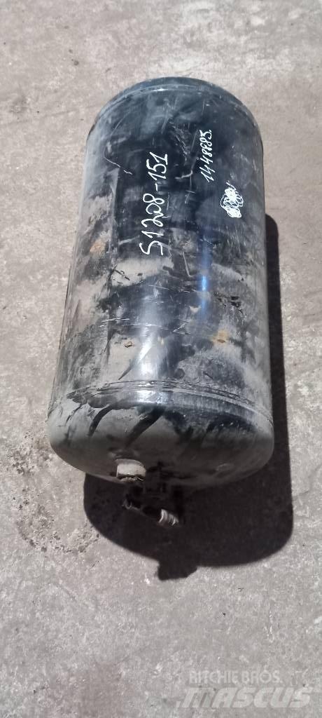 Scania 94 D.   1357950 Frane