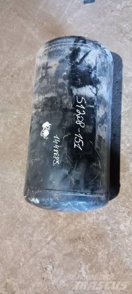 Scania 94 D.   1357950 Frane
