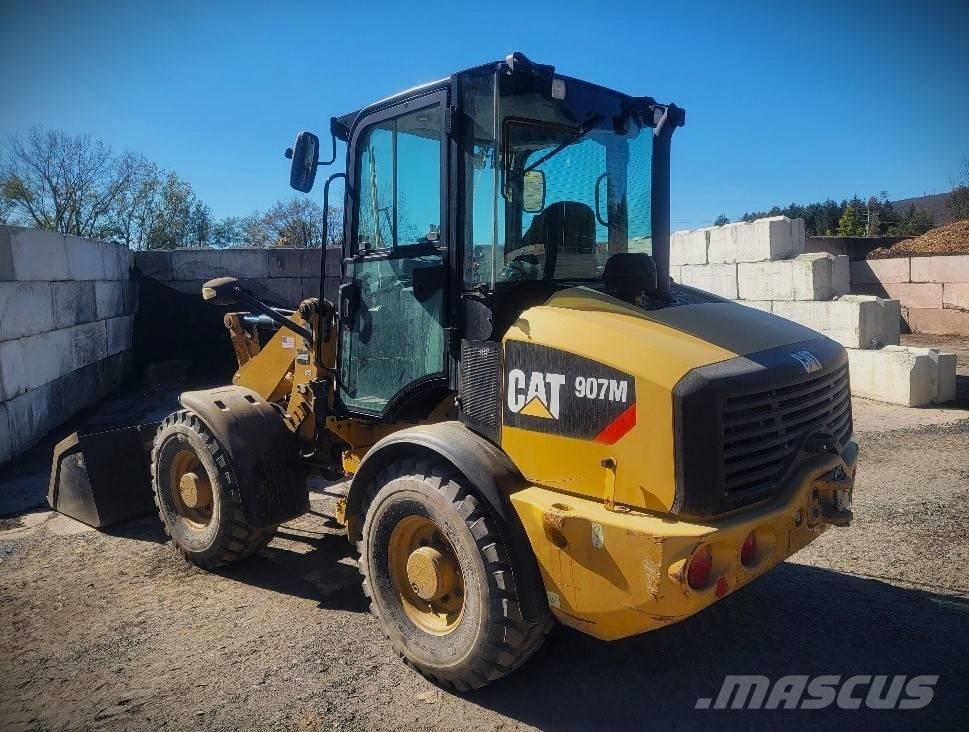 CAT 907 M Incarcator pe pneuri