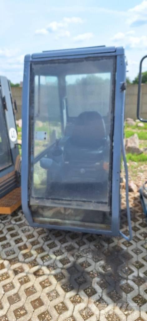 CASE 988 CK Cabine si interior