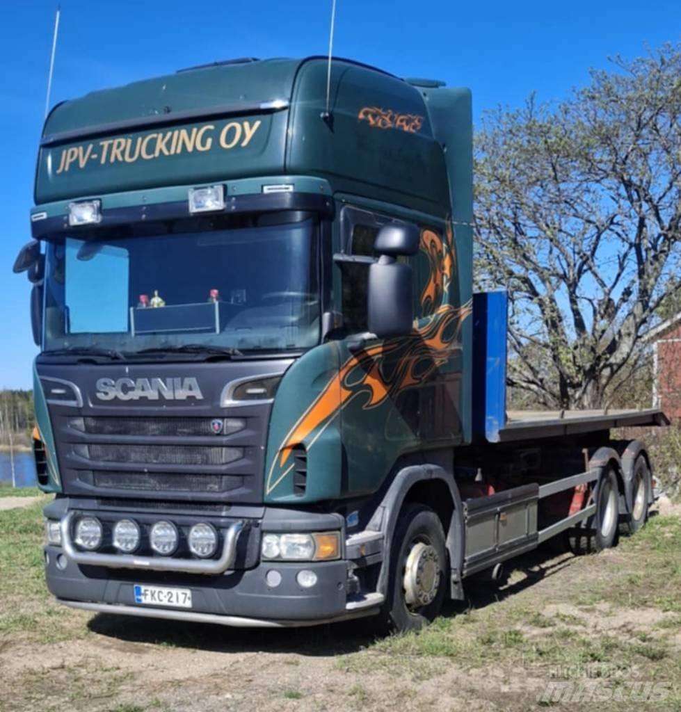 Scania R 560 Camion cu carlig de ridicare