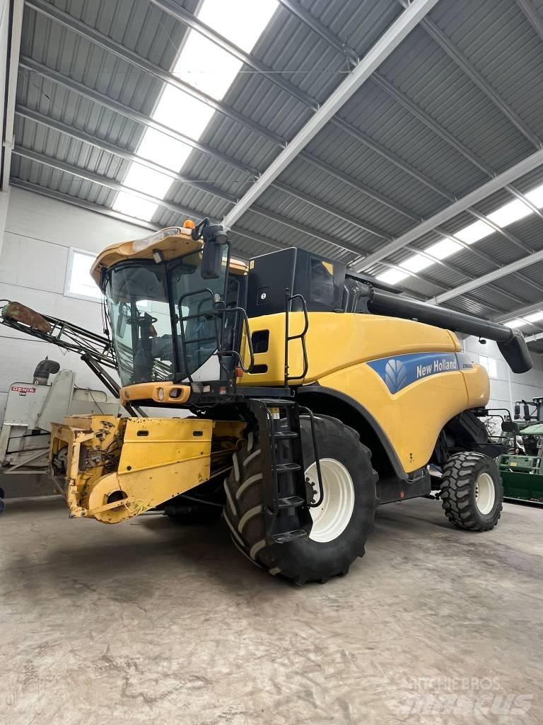 New Holland CR 9080 Combine de secerat