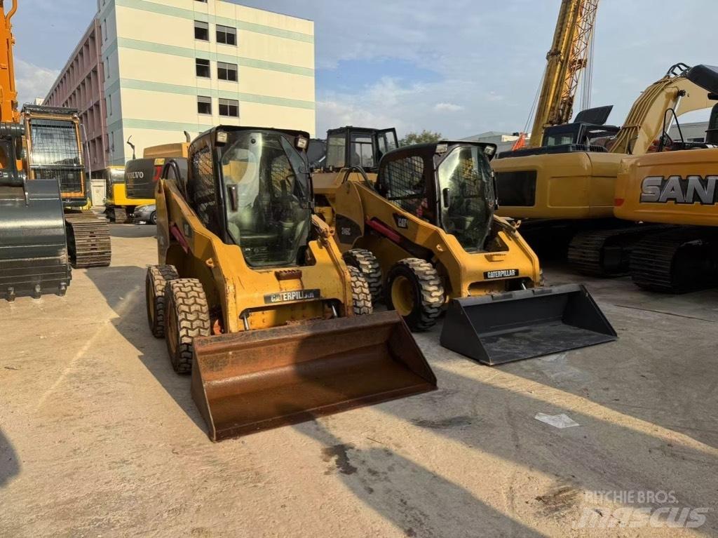 CAT 246 C Mini incarcator