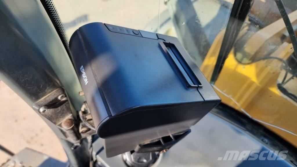 Liebherr L 580 Incarcator pe pneuri
