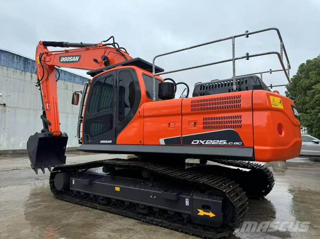 Doosan DX 225 LC-9C Excavatoare pe șenile
